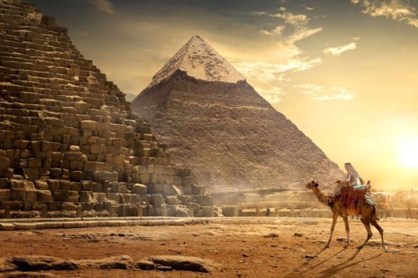 10 مورد جالب از اهرام مصر ، نحوه ساخت اهرام چگونه بوده است؟