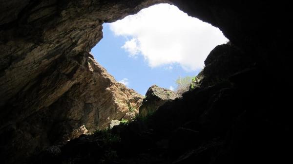 غار بورنیک در روستای زیبای هرانده