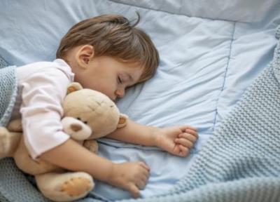 خوراکی های مفید برای یاری به خواب بهتر نوزادان و بچه ها